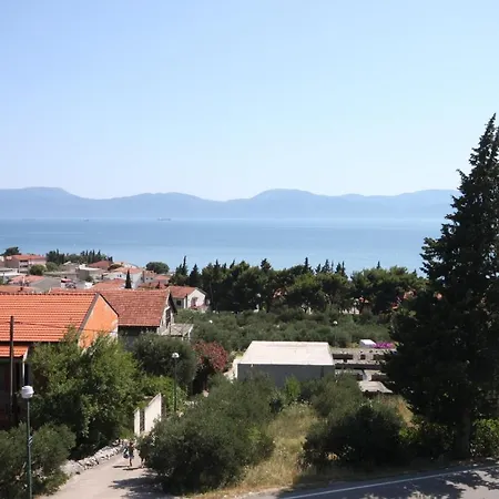 And With Parking Space Gradac, Makarska - 6819 בית הארחה 3*